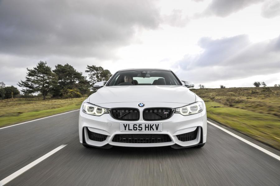 BMW M4 Coupe Competition Package 2016 года  (UK) (фото 18 из 24)